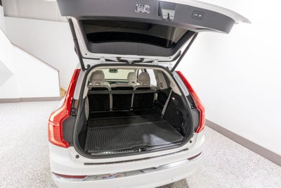 2023 Volvo XC90 Plus