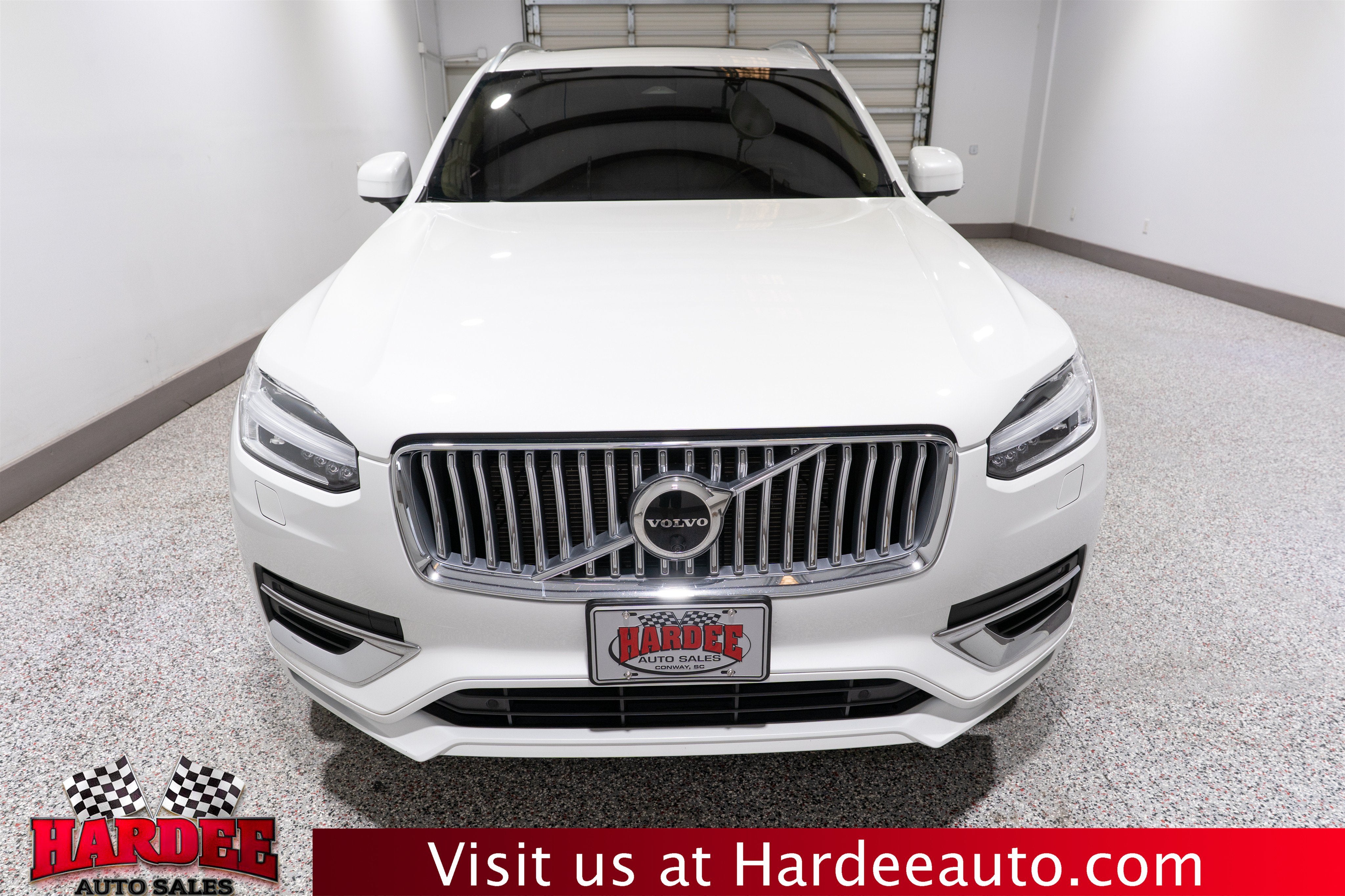 2023 Volvo XC90 Plus
