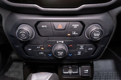 2021 Jeep Renegade Islander